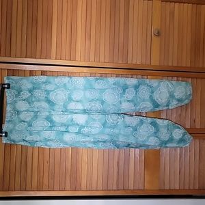 NWT LOTUS AND LUNA BERMUDA HAREM PANTS, L/XL